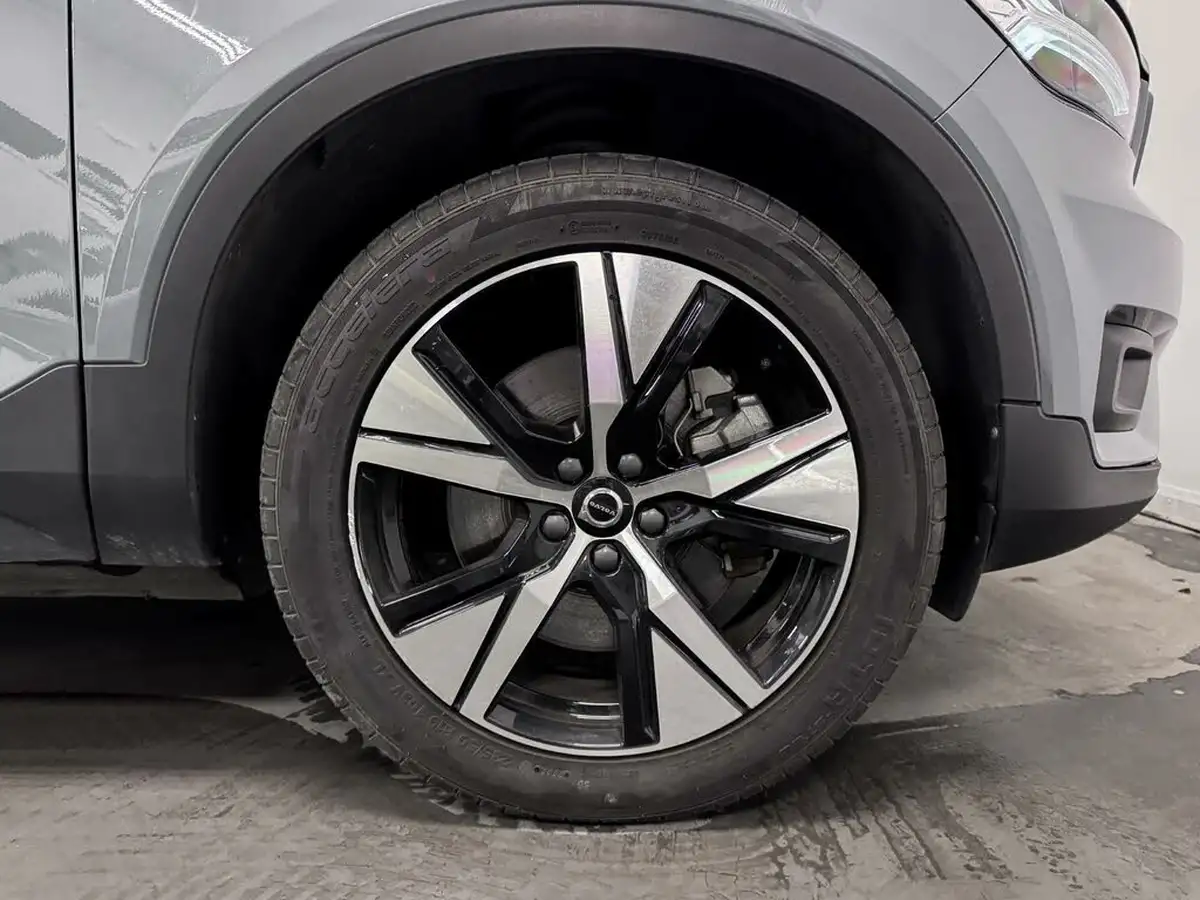 2021-volvo-xc40-e-p8-r-design-big-51