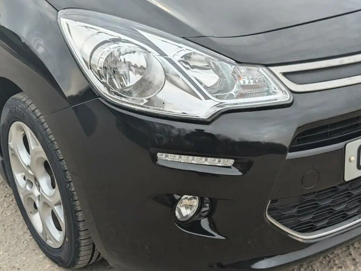 2013-citroen-c3-16-exclusive-auto-big-1