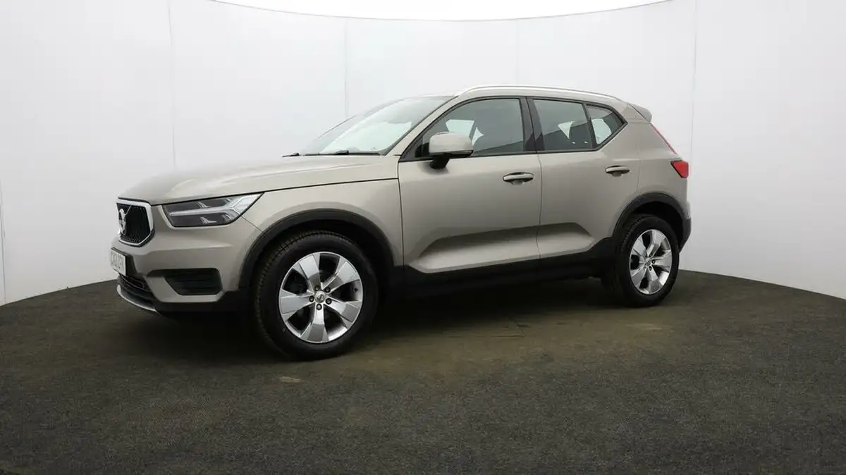 2021-volvo-xc40-15-t3-momentum-161bhp-big-33