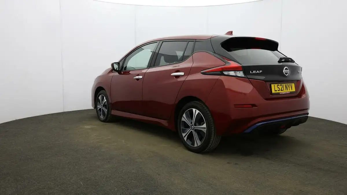 2021-nissan-leaf-e-e-tekna-big-46