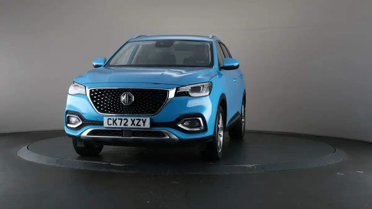2022-mg-hs-15t-gdi-exclusive-162ps-big-47