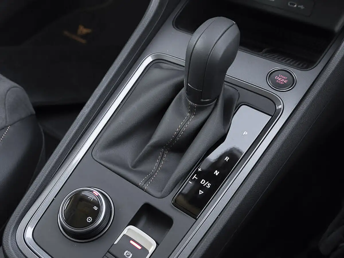 2024-cupra-ateca-15-ecotsi-v1-big-17