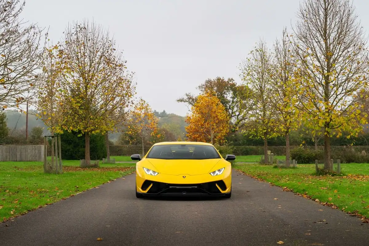 2018-lamborghini-huracan-52-performante-coupe-big-9