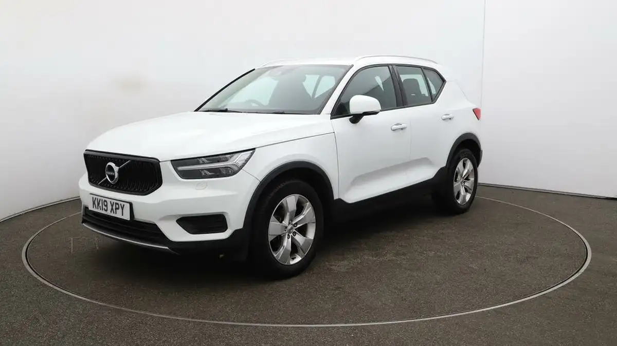 2019-volvo-xc40-15-t3-momentum-163bhp-big-60