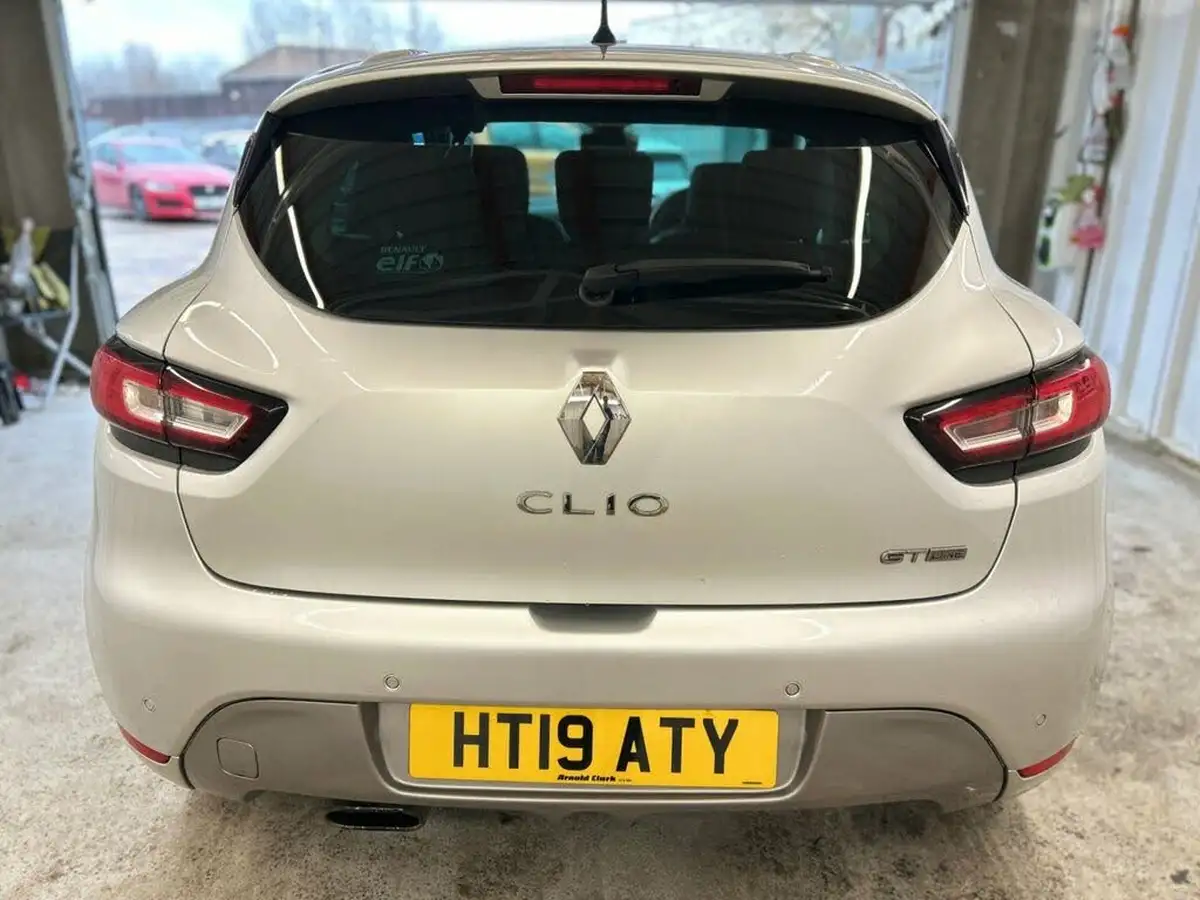 2019-renault-clio-09-tce-gt-line-big-25