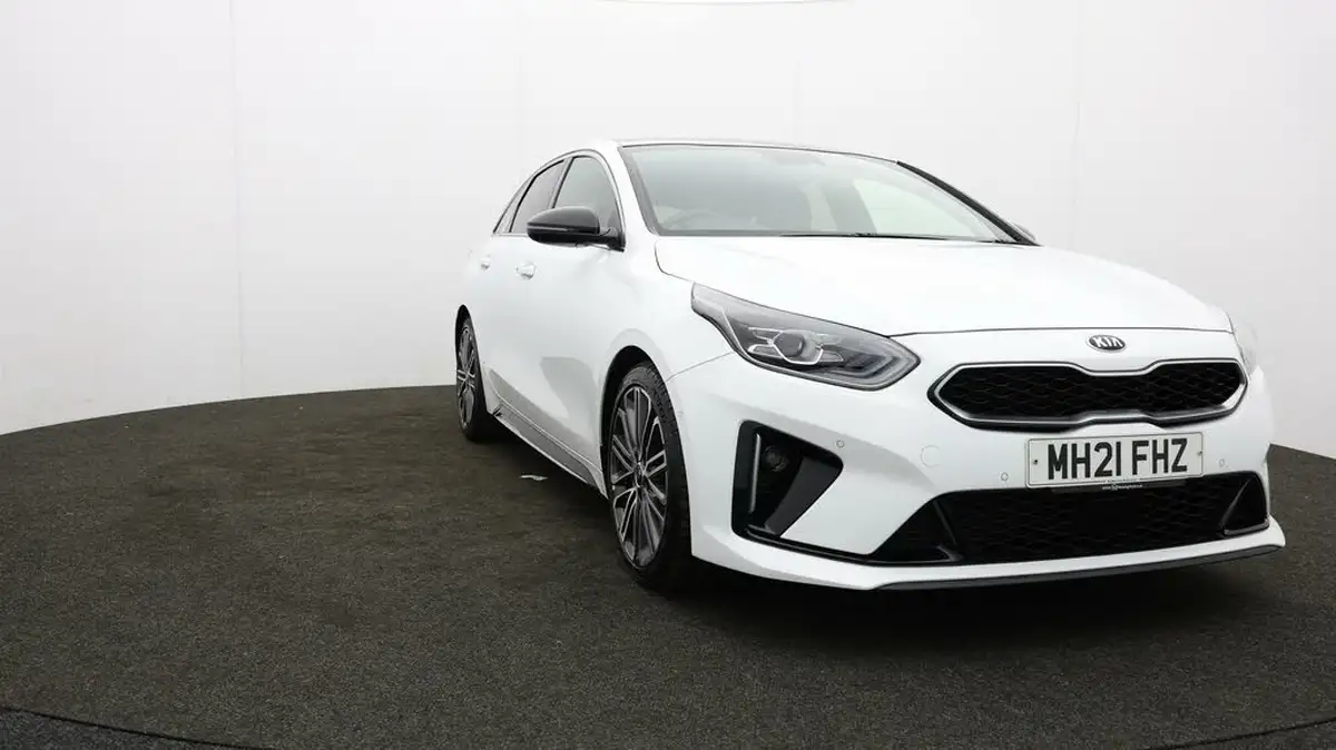 2021-kia-pro-ceed-15-t-gdi-gt-line-s-big-42