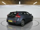 2018-volvo-v40-15-t2-momentum-nav-plus-small-4