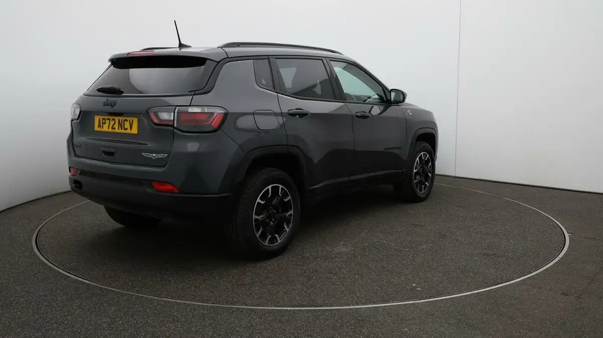 2023-jeep-compass-13-gse-trailhawk-big-7
