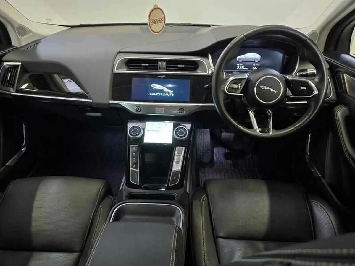 2019-jaguar-i-pace-ev400-hse-big-11