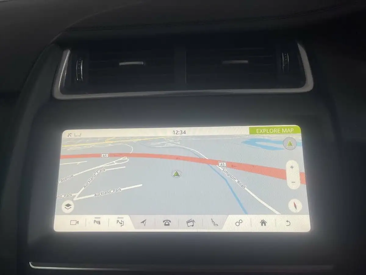 2019-jaguar-e-pace-20-i4d-hse-180ps-big-21