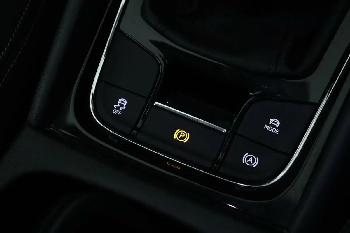 2018-skoda-karoq-15-tsi-edition-ss-big-26