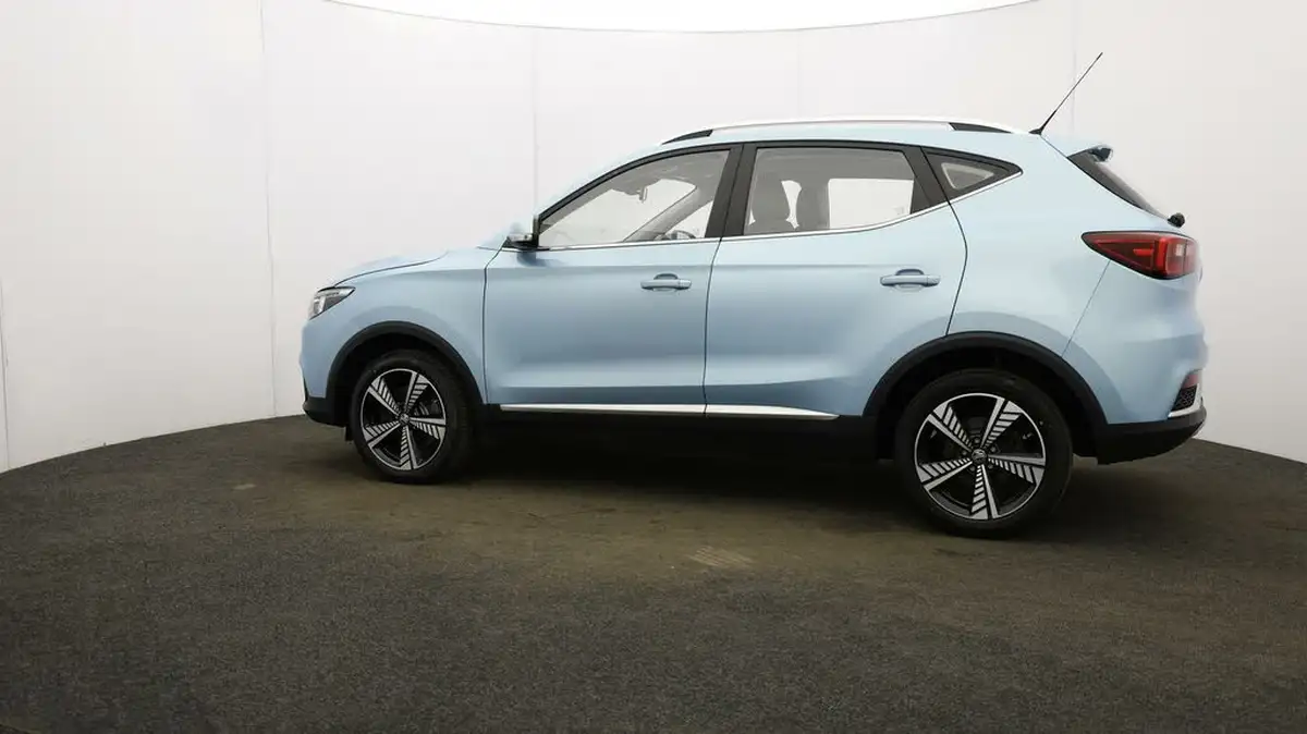 2021-mg-zs-suv-e-exclusive-ev-big-63
