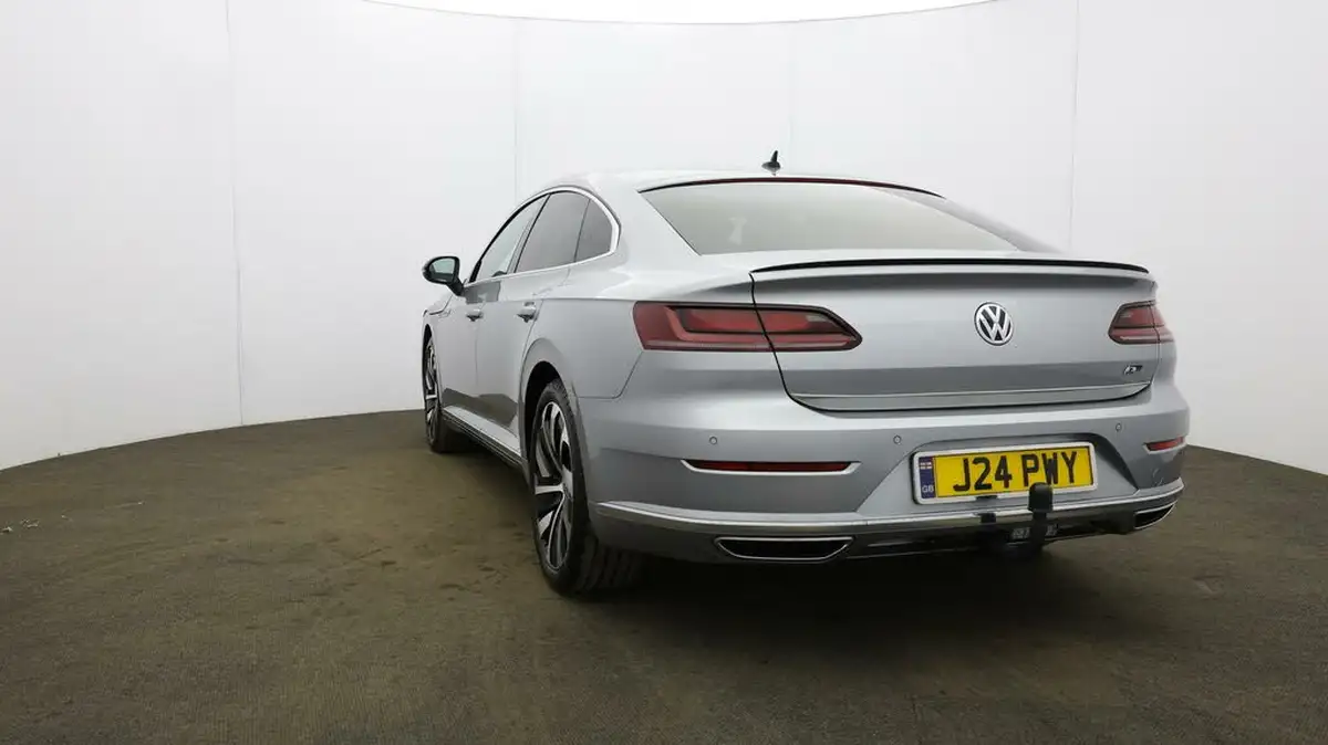 2018-volkswagen-arteon-20-tsi-r-line-190ps-ss-big-24