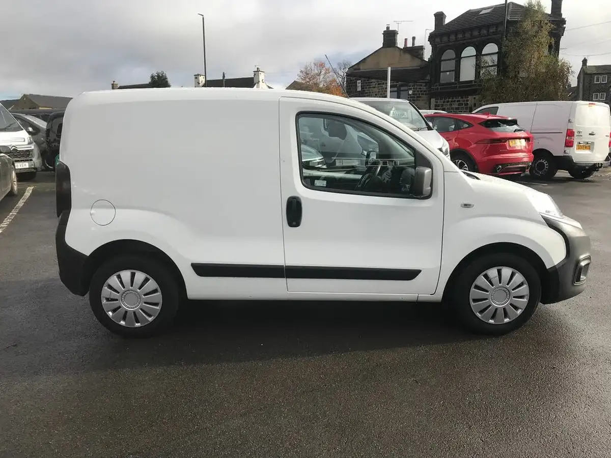 2020-fiat-fiorino-13td-cargo-tecnico-big-13