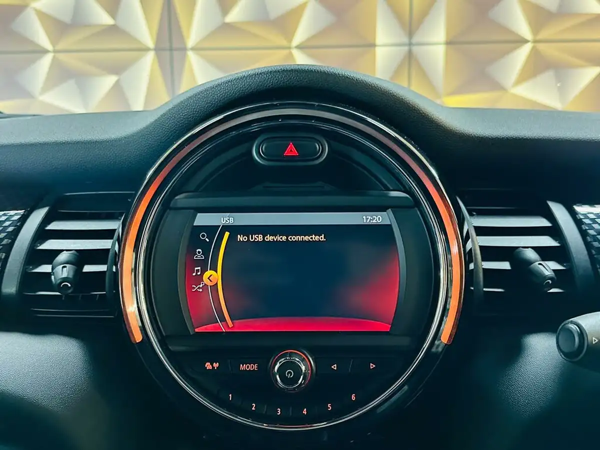 2019-mini-cooper-20-cooper-s-sport-189bhp-hatchback-3d-auto-big-47