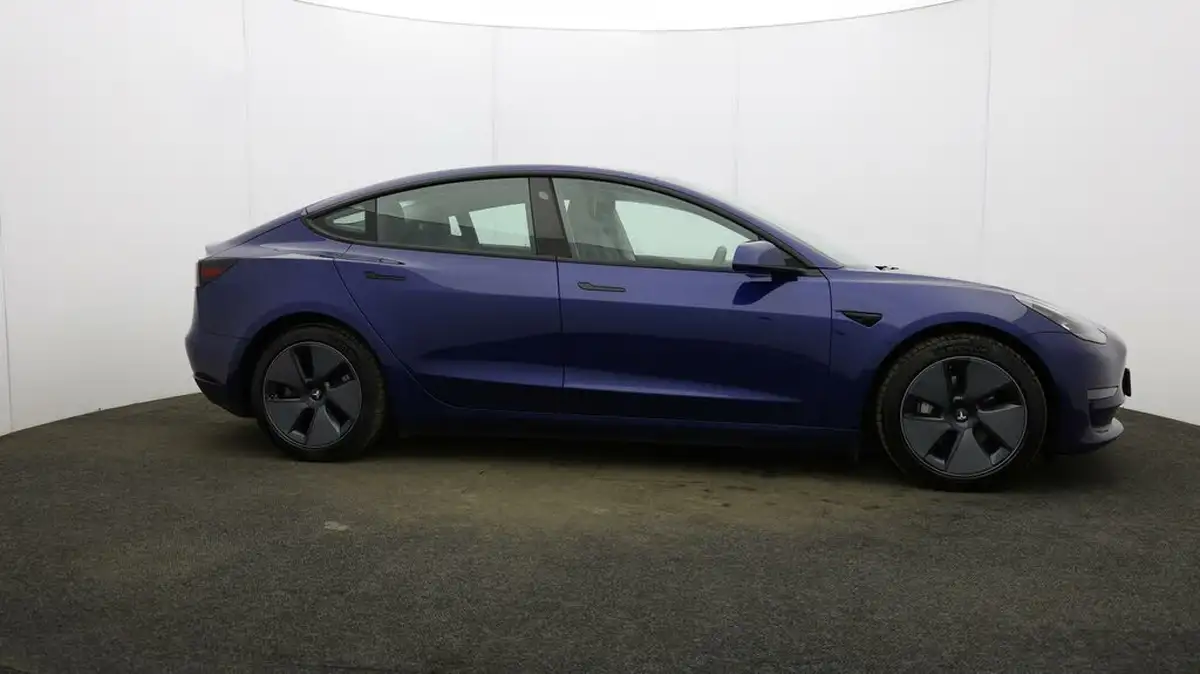 2021-tesla-model-3-e-long-range-4x4-big-48