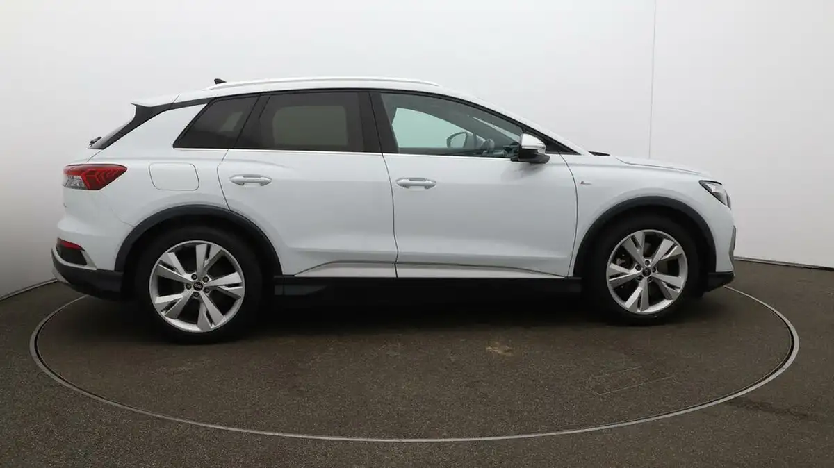 2021-audi-q4-e-tron-40e-s-line-station-wagon-big-42
