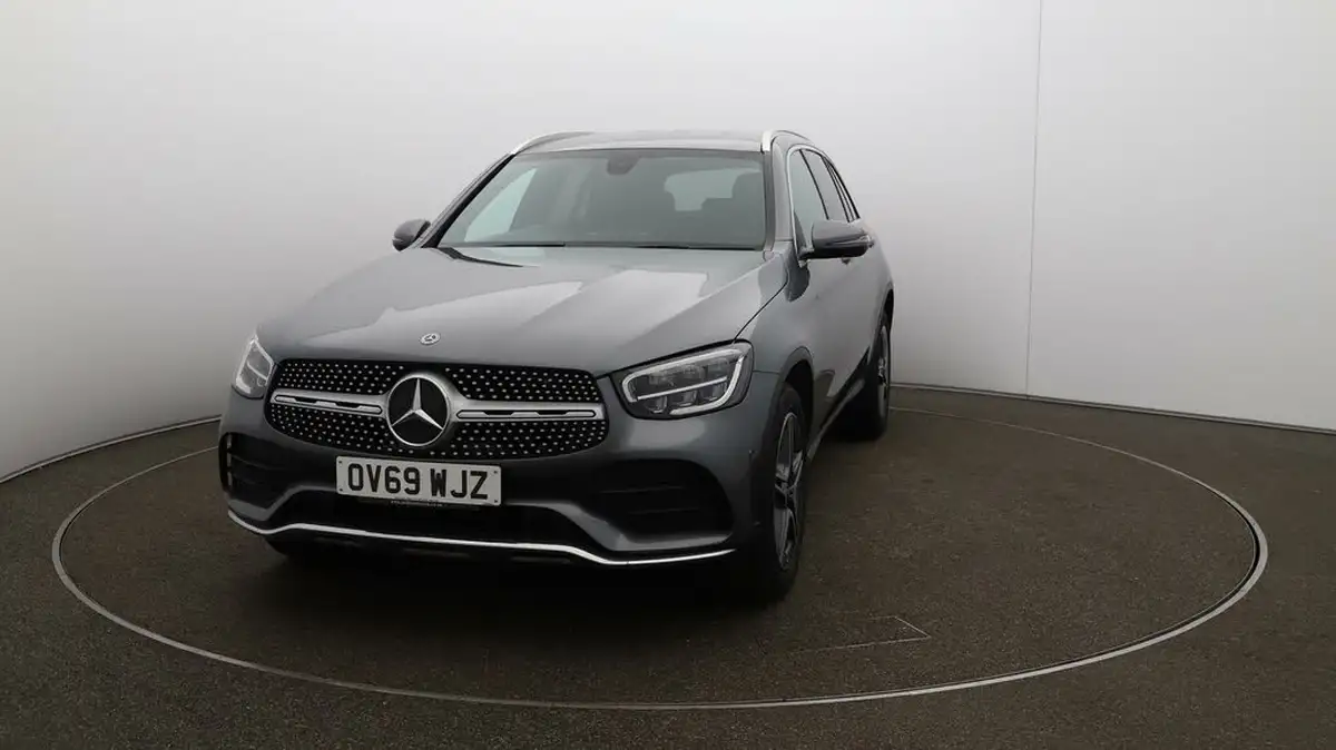 2019-mercedes-benz-glc-class-20d-glc220d-amg-line-station-wagon-5d-4matic-plus-big-30