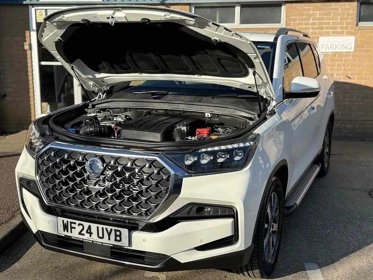 2024-kgm-ssangyong-rexton-22td-k30-big-12