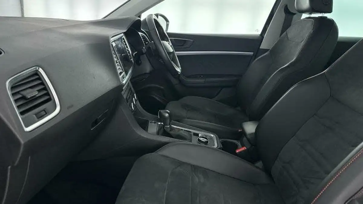 2021-seat-ateca-15-tsi-evo-fr-dsg-big-39
