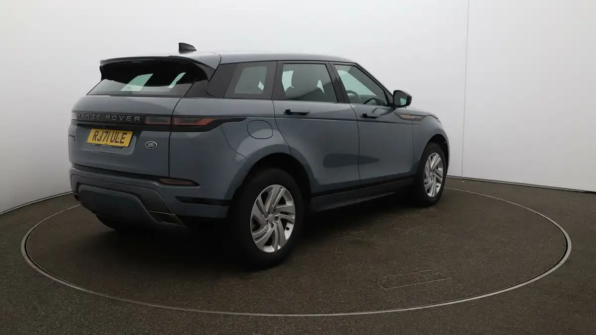 2022-land-rover-range-rover-evoque-15-p300e-r-dynamic-s-big-7