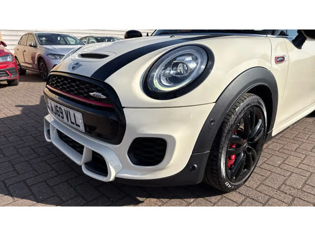 2019-mini-cooper-20-john-cooper-works-comfortnav-hatchback-3d-auto-big-41