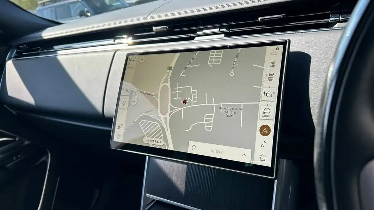 2024-land-rover-range-rover-30-p460e-autobiography-lwb-big-10