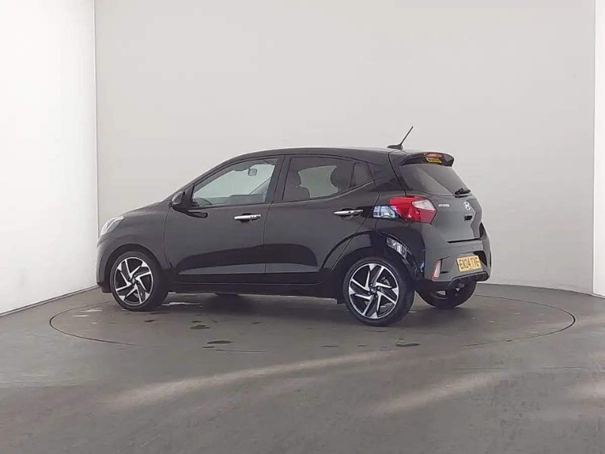 2024-hyundai-i10-10-premium-63ps-auto-big-1