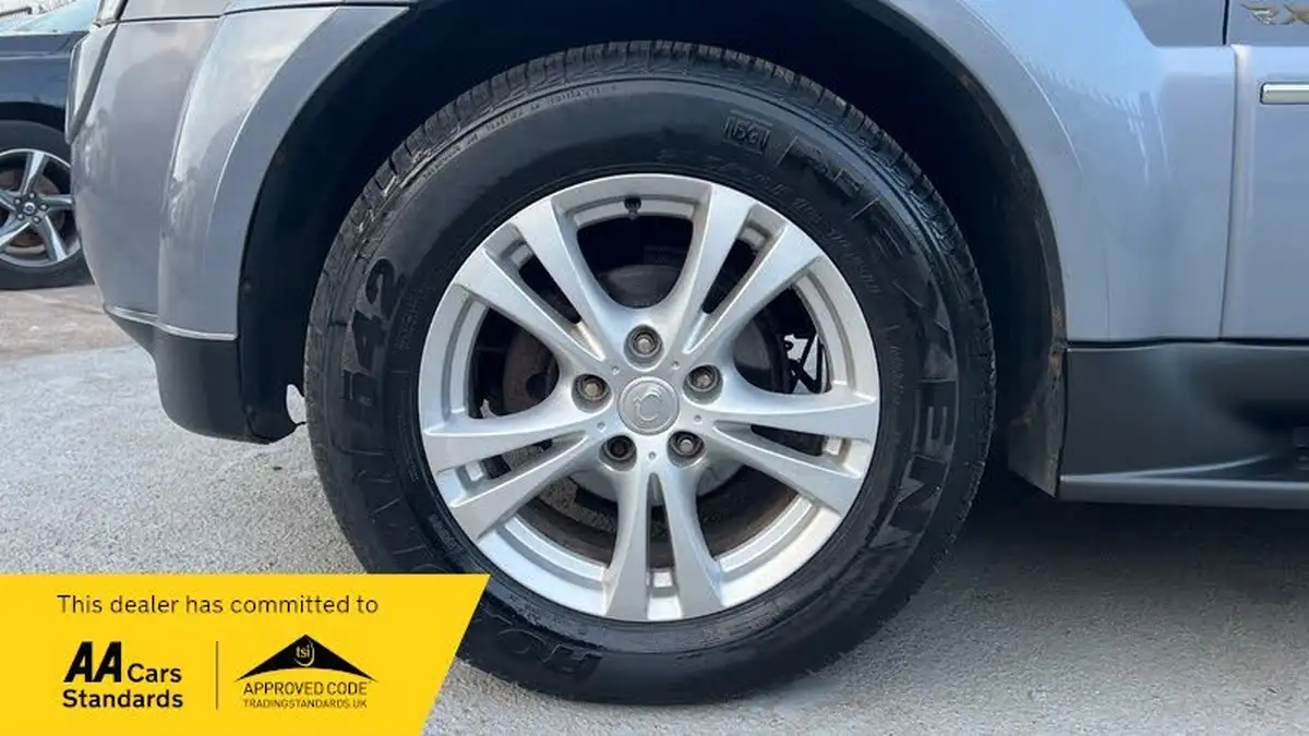 2012-kgm-ssangyong-rexton-27td-ex-big-33