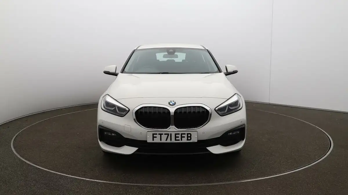 2022-bmw-1-series-15-118i-se-big-31