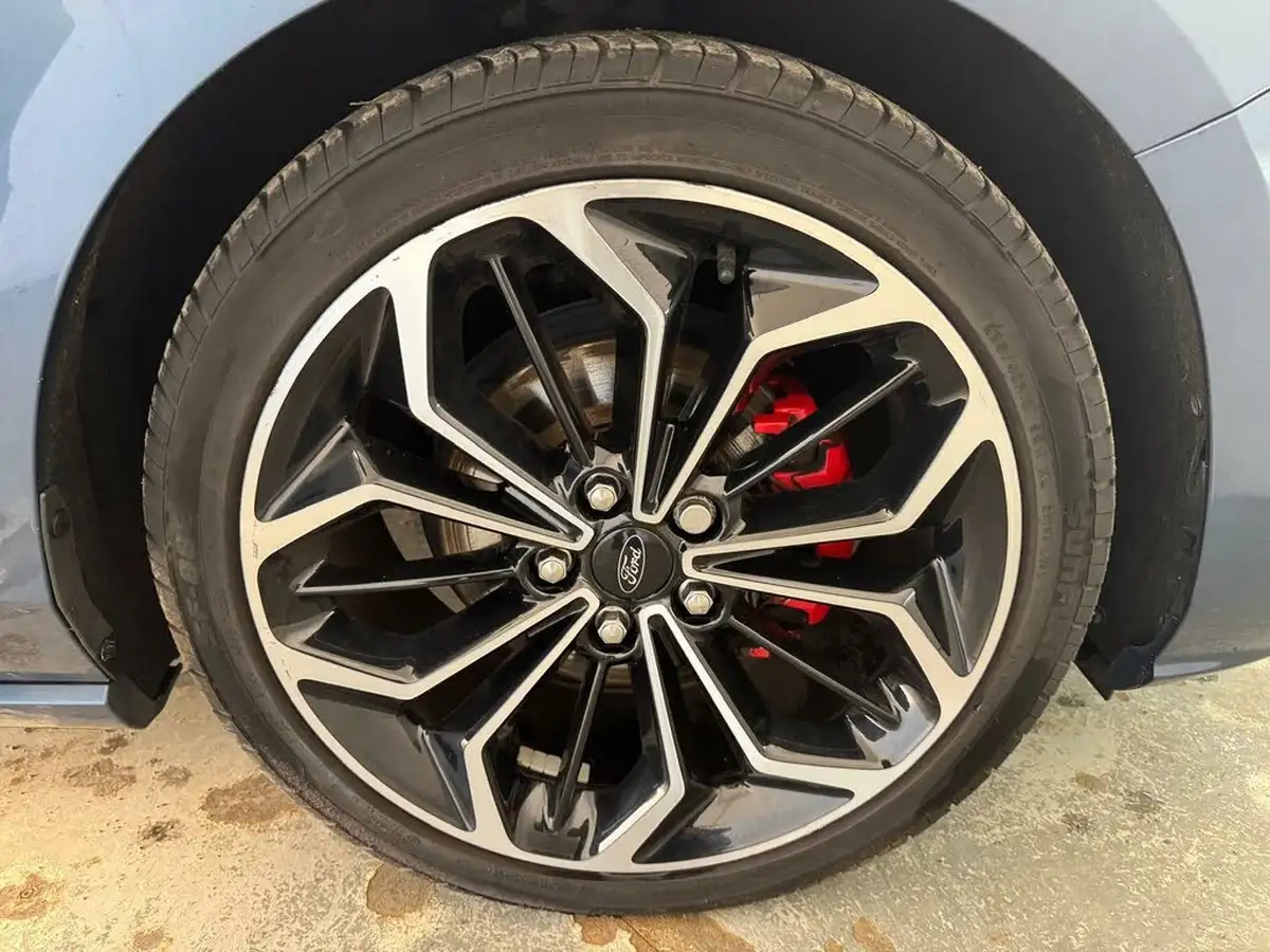 2020-ford-focus-10t-st-line-x-edition-155ps-hybrid-mhev-hatchback-big-35