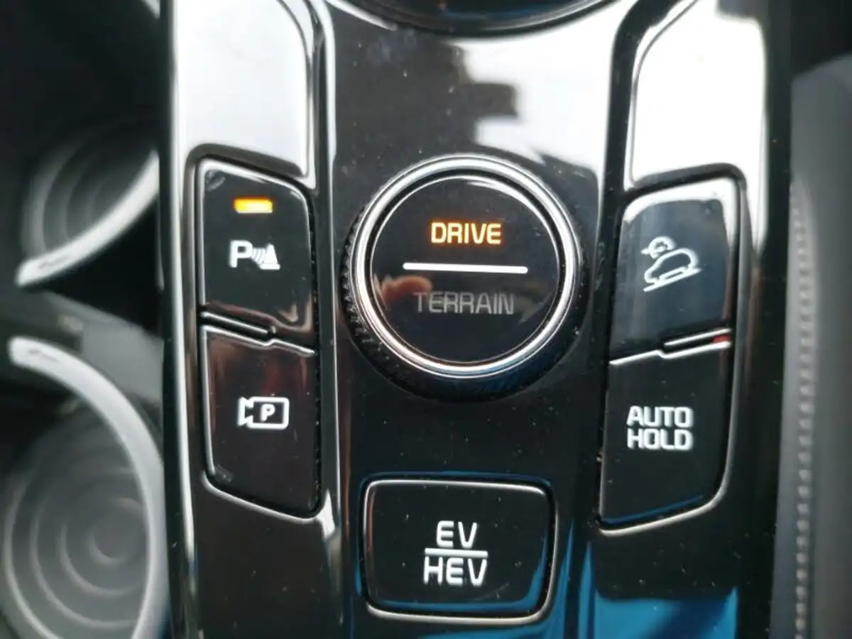 2023-kia-sportage-16-t-gdi-4-261bhp-awd-phev-auto-big-13