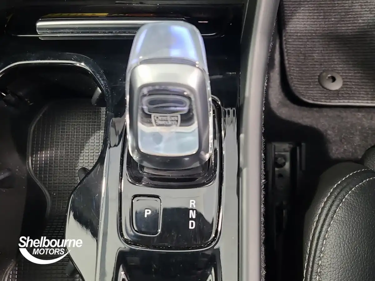 2021-volvo-xc40-15-t3-inscription-pro-161bhp-auto-big-32