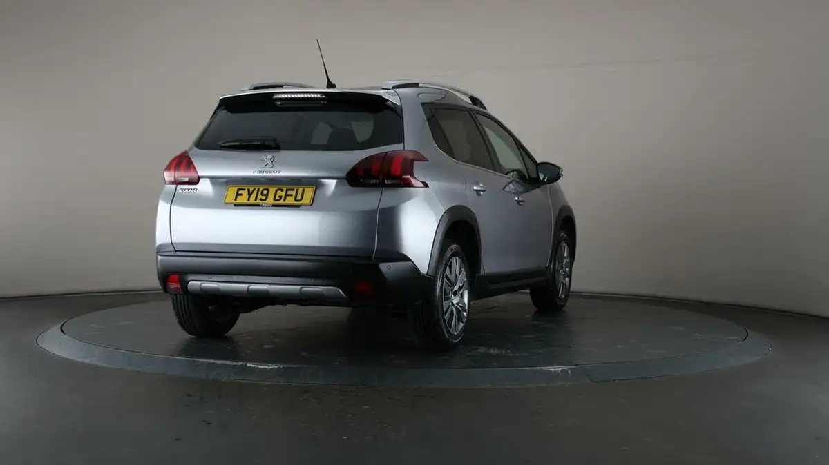 2019-peugeot-2008-suv-12-puretech-allure-82bhp-big-60