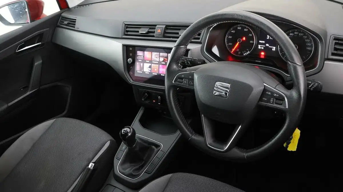 2019-seat-ibiza-10-mpi-se-technology-ss-big-9