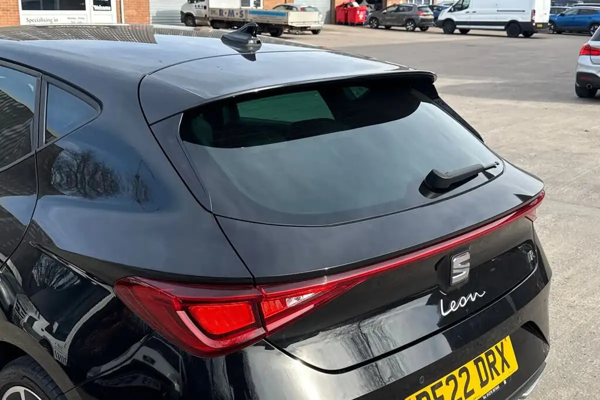 2022-seat-leon-15-tsi-evo-fr-sport-150ps-hatchback-big-7