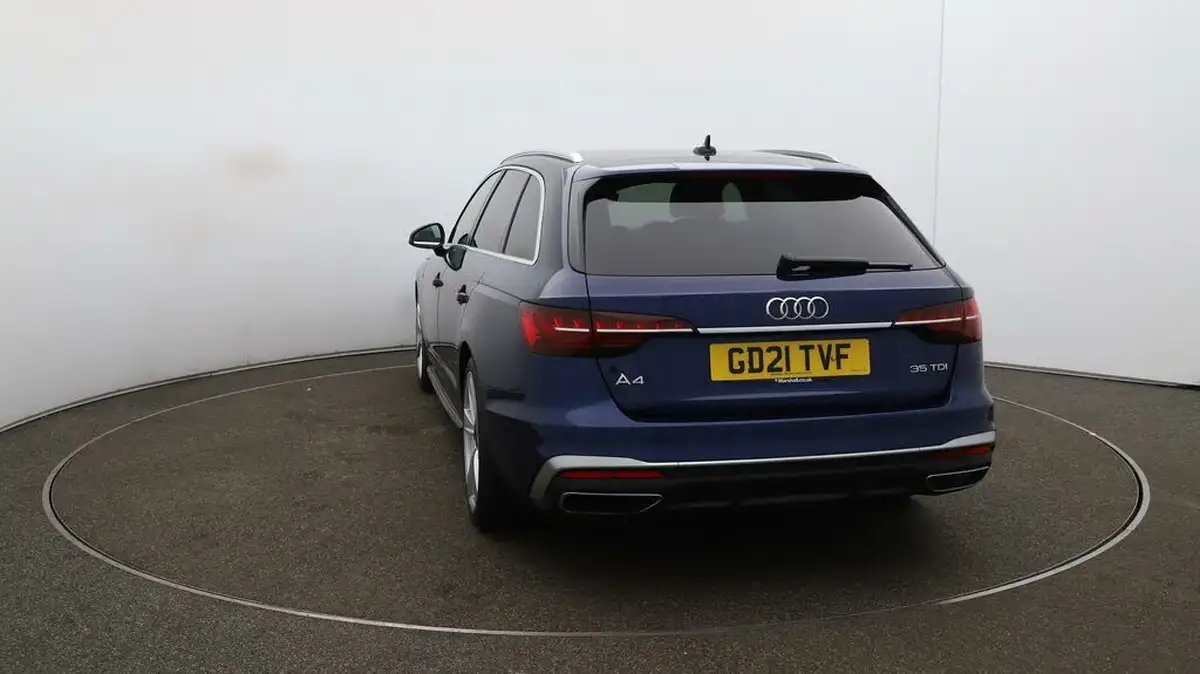 2021-audi-a4-avant-20-35-tdi-s-line-big-52