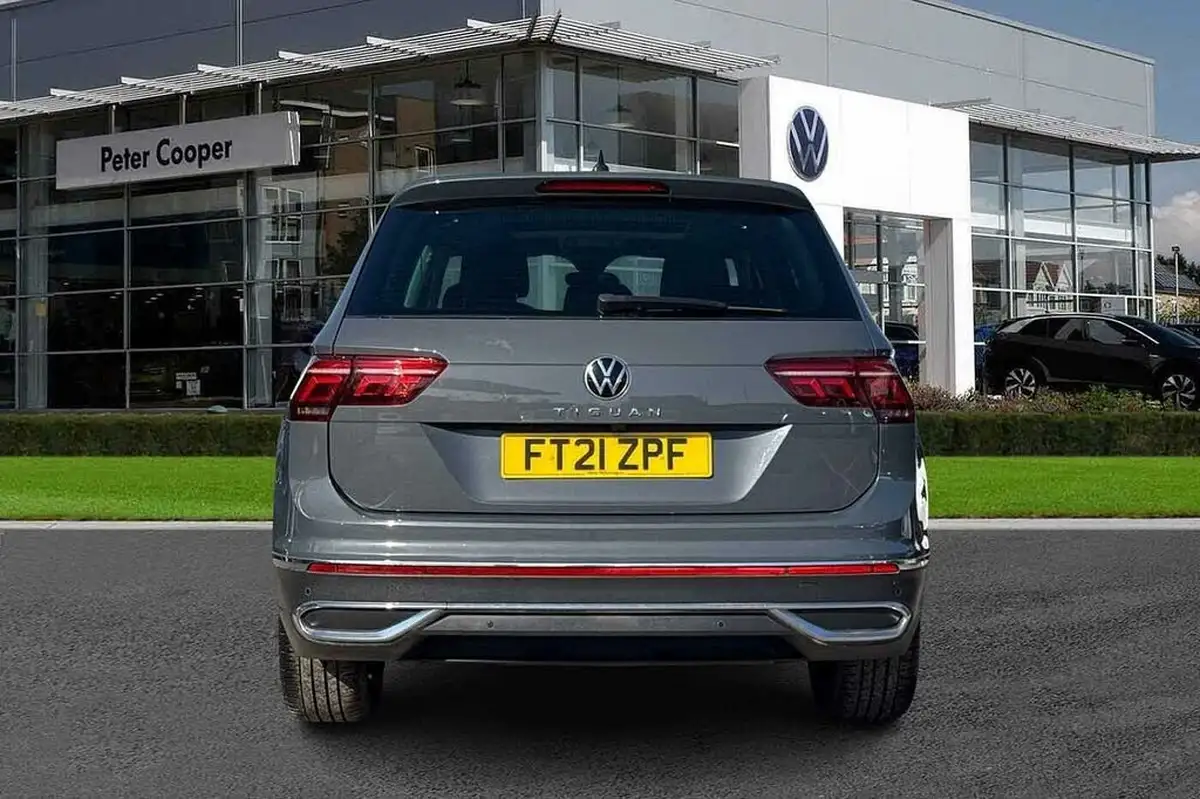 2021-volkswagen-tiguan-15-tsi-elegance-big-8