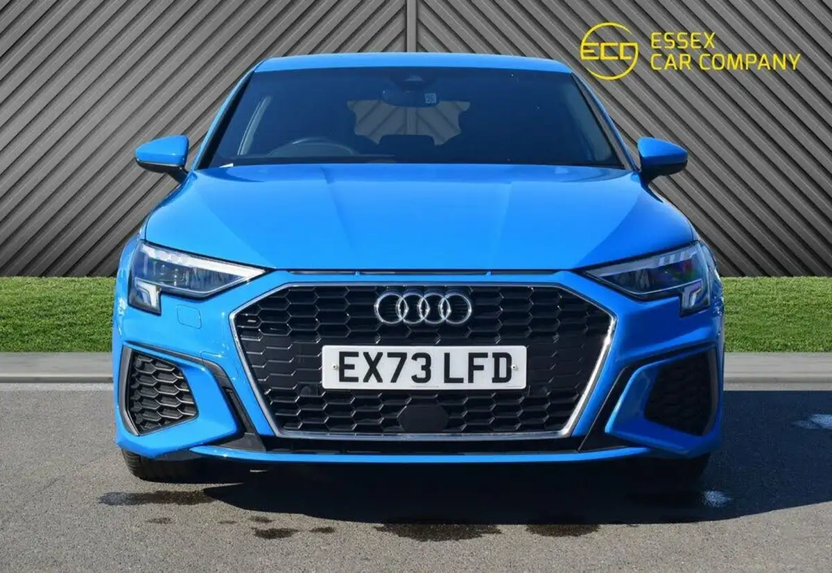 2023-audi-a3-10-30-tfsi-s-line-sportback-5d-tronic-big-5