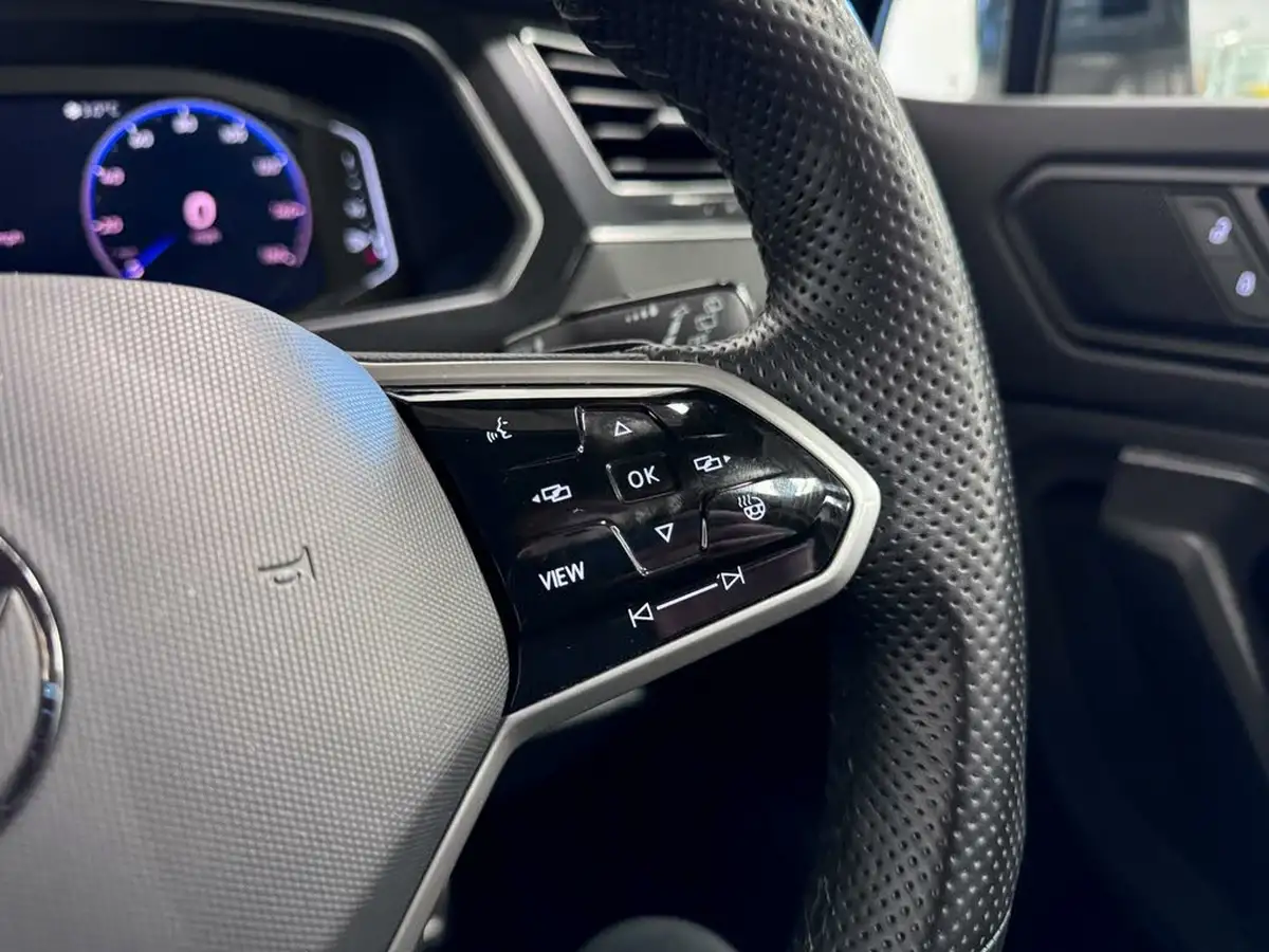 2021-volkswagen-tiguan-15-tsi-r-line-big-38