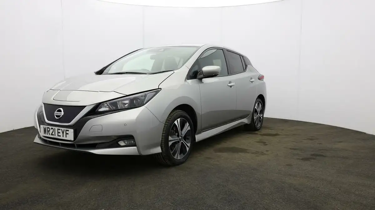 2021-nissan-leaf-e-e-n-connecta-big-30