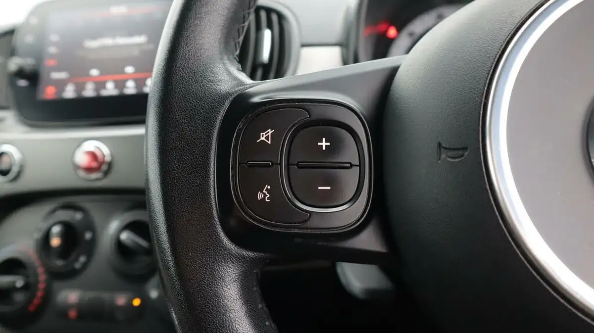 2018-fiat-500-12-s-big-24