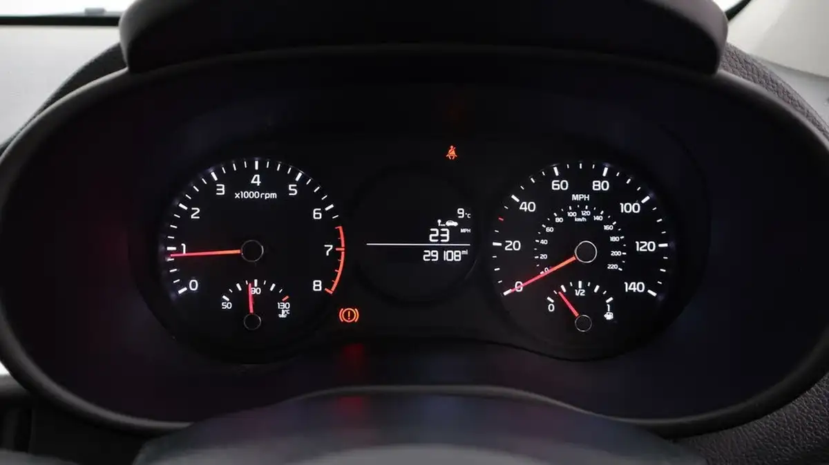 2020-kia-picanto-10-1-isg-adap-4-seats-big-10
