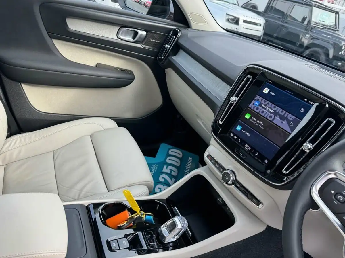 2023-volvo-xc40-20-b4-ultimate-big-15