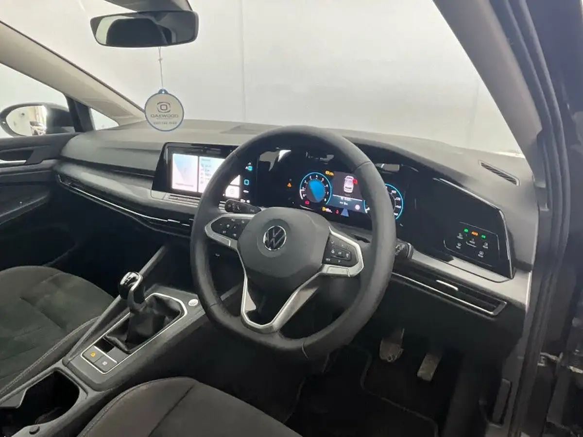 2020-volkswagen-golf-15-tsi-style-150ps-hatchback-big-19