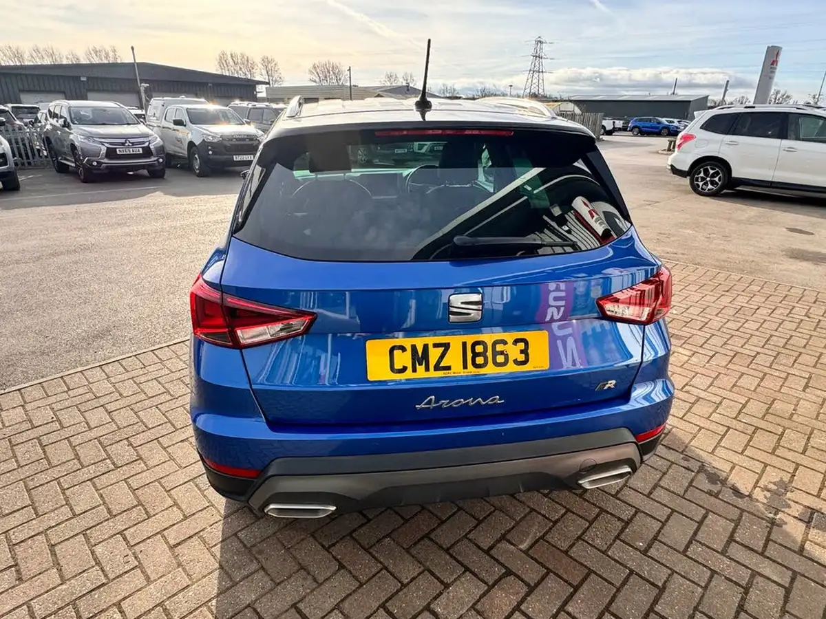 2023-seat-arona-10-tsi-fr-sport-big-2
