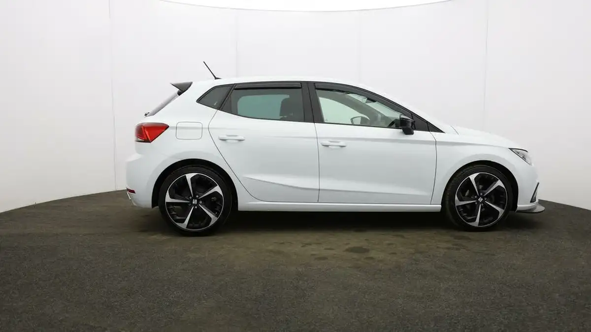 2021-seat-ibiza-10-tsi-fr-sport-95ps-big-52