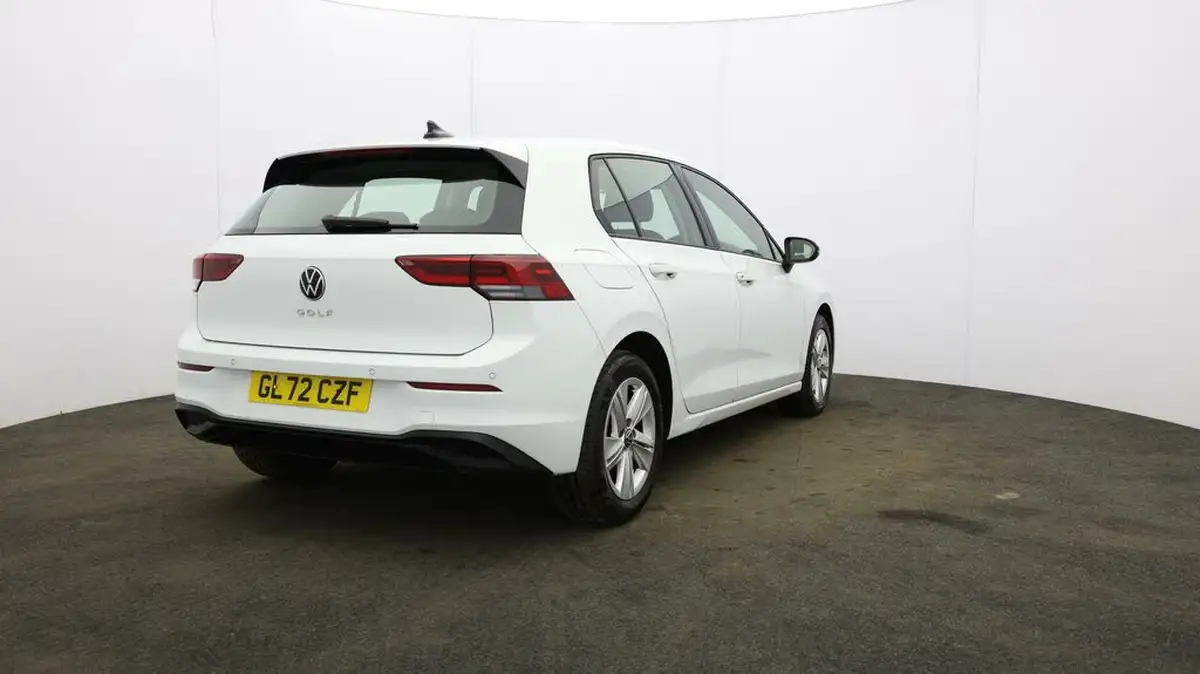 2022-volkswagen-golf-15-tsi-life-130ps-hatchback-big-57