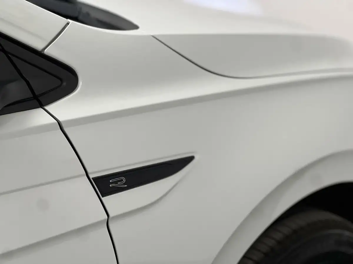 2022-volkswagen-polo-10-tsi-r-line-95ps-dsg-big-38