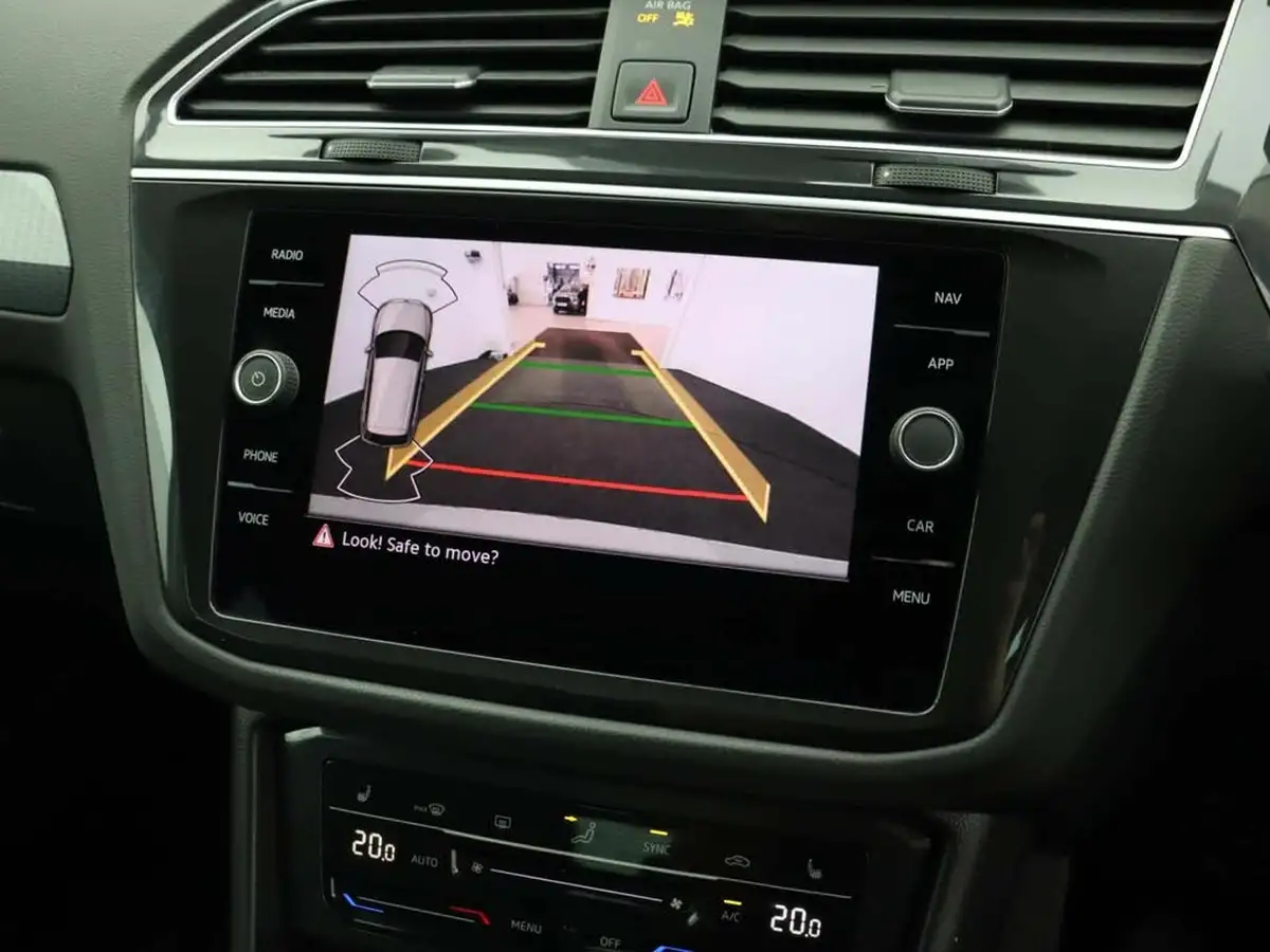 2021-volkswagen-tiguan-20tdi-life-dsg-big-27